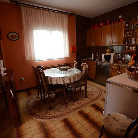 President Holiday Home Utjeha Bagian luar foto